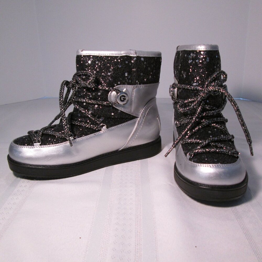 GBG by Guess Sparkle Aylan Boots Silver/Black Sz 5.5 - Picture 4 of 10